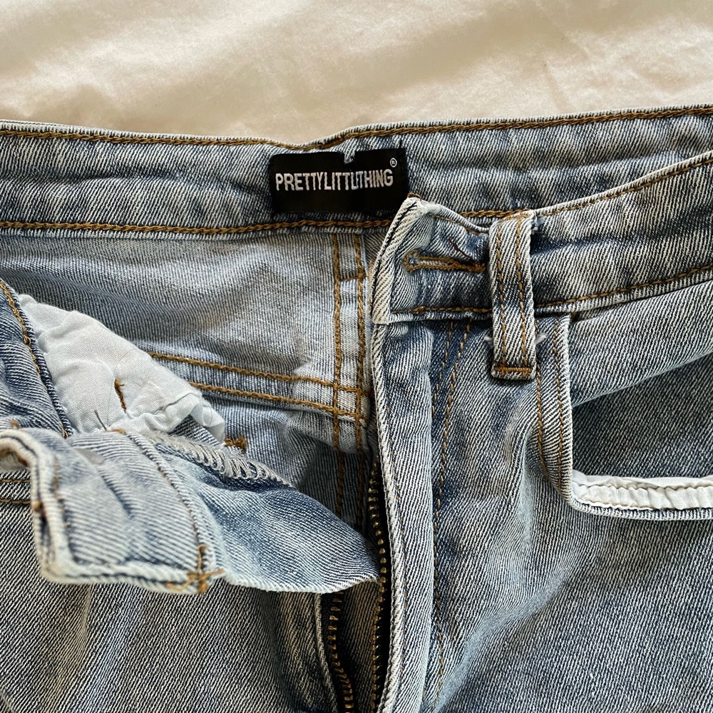 pretty little thing high wasted jeans